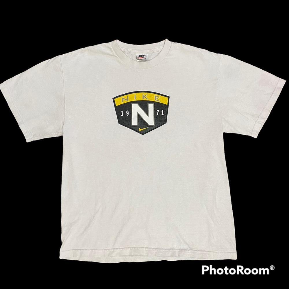 Vintage Nike tee